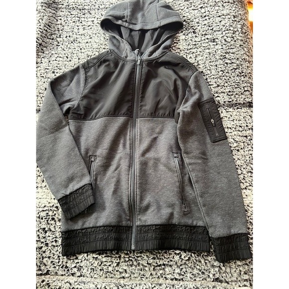 all in motion Other - Boy's All In Motion Hoodie Size L